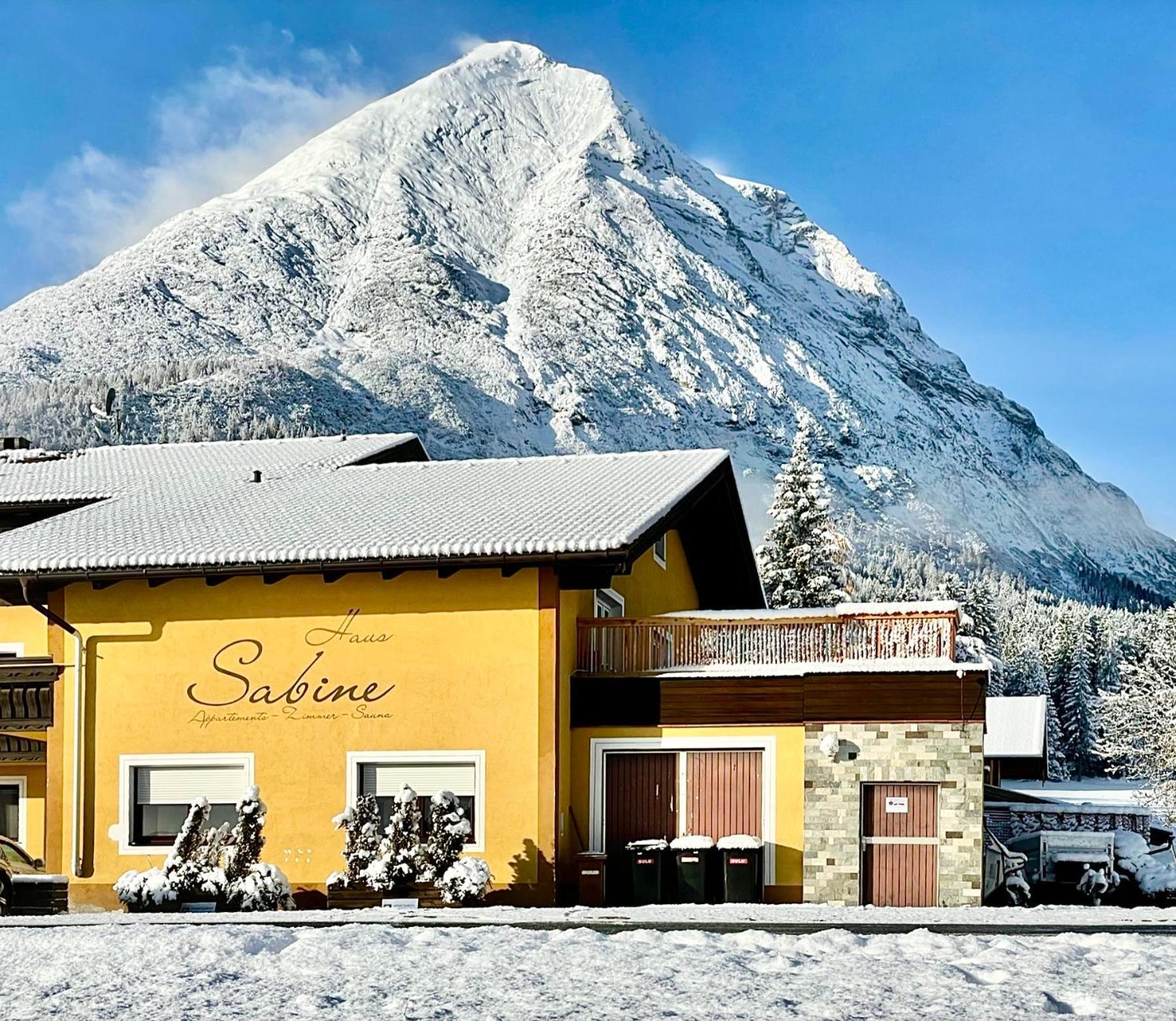Ferienwohnung Haus Sabine Leutasch Exterior foto